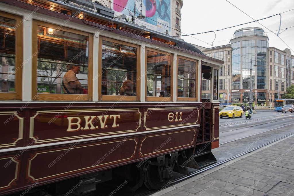Közlekedés - Budapest - Nosztalgiavillamos