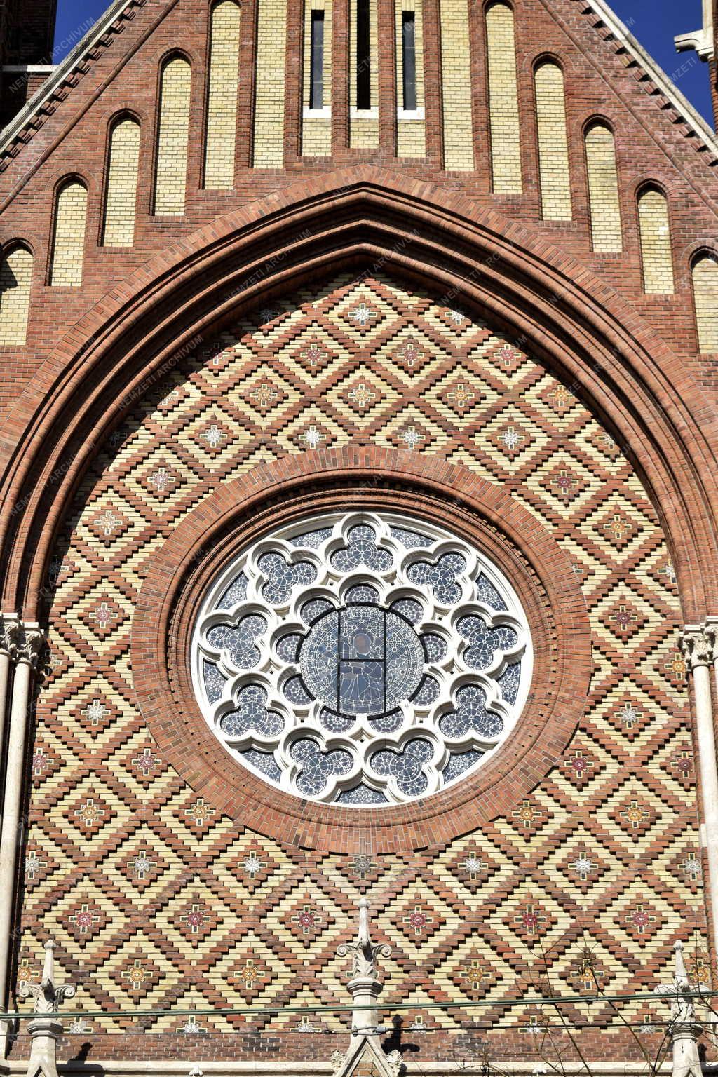 Egyház – Budapest - Rózsafüzér Királynéja-templom