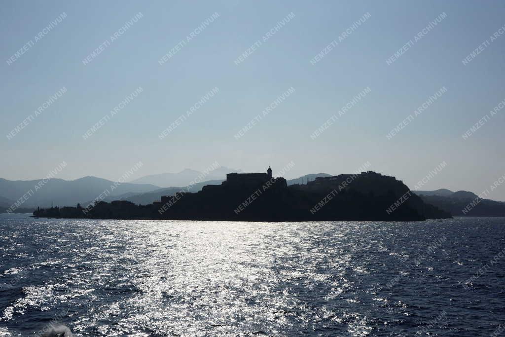 Tájkép - Portoferraio - Elba szigetének látképe