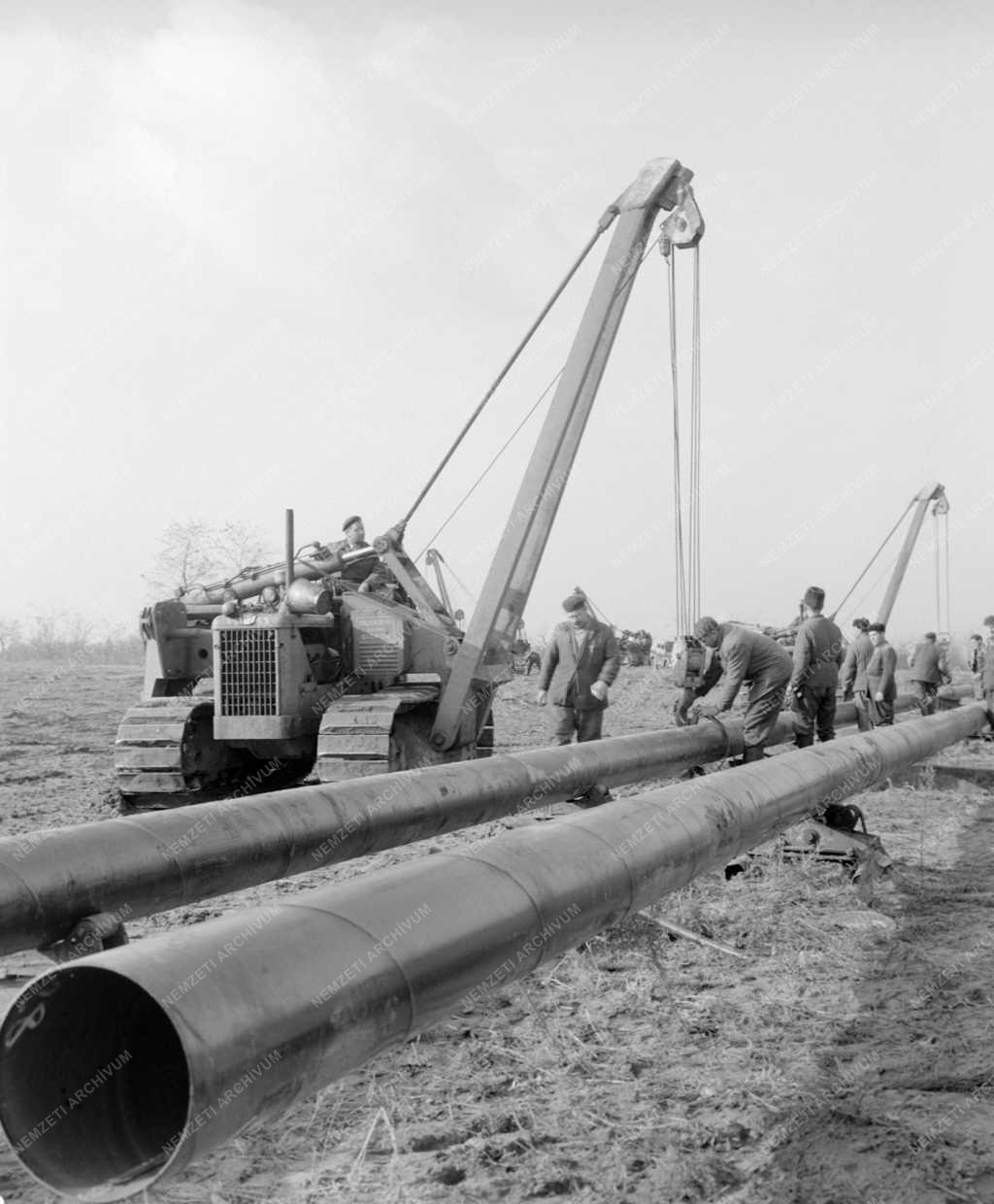 Energia - Épül az Üllés és Szeged közötti földgázvezeték