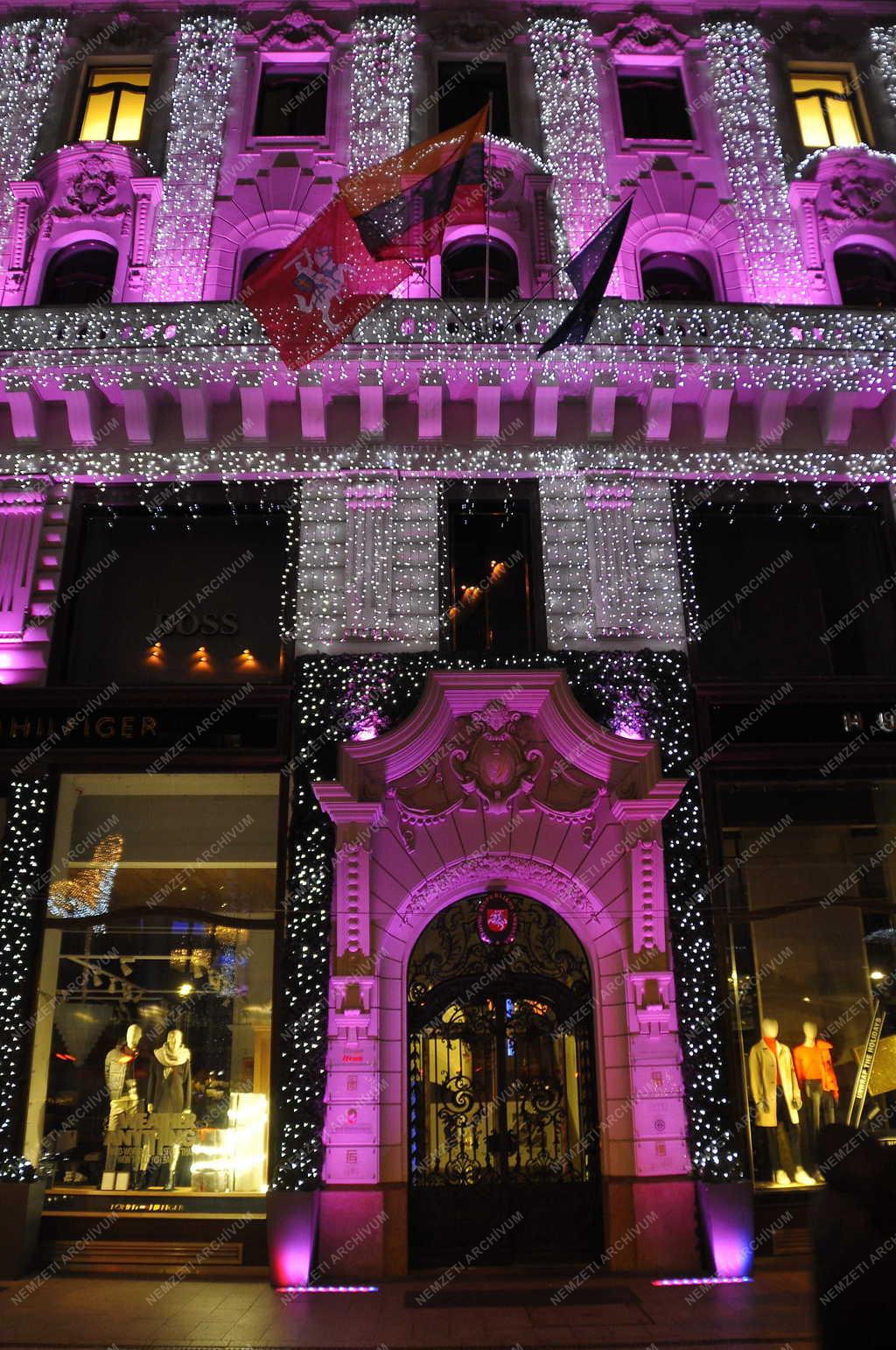 Ünnep - Budapest - Adventi díszkivilágítás