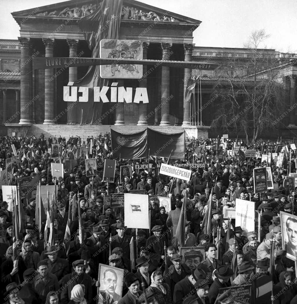 Belpolitika - Az MDP kongresszusi nagygyűlése