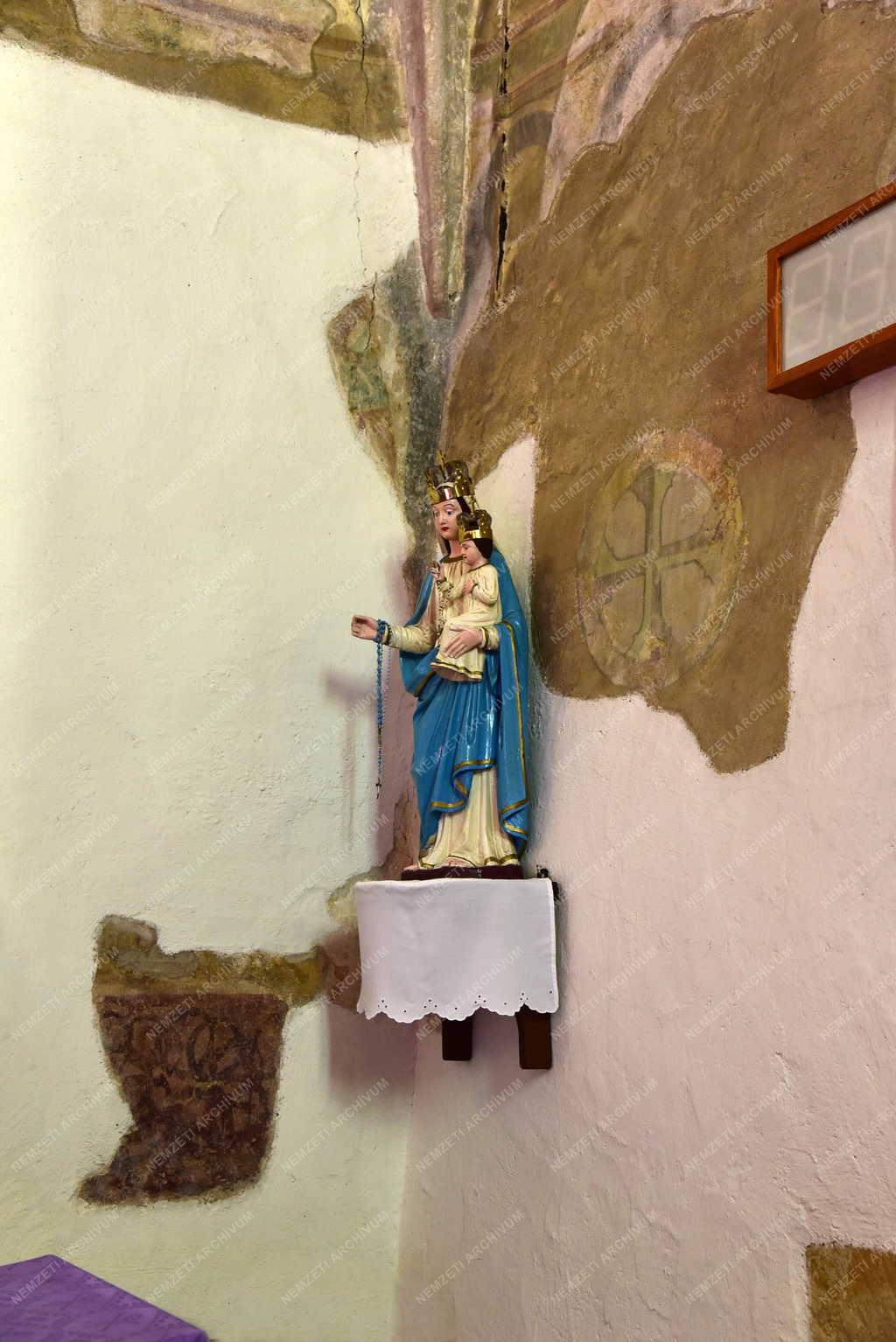 Település - Egyház - Nógrádsáp - Gótikus kerített templom