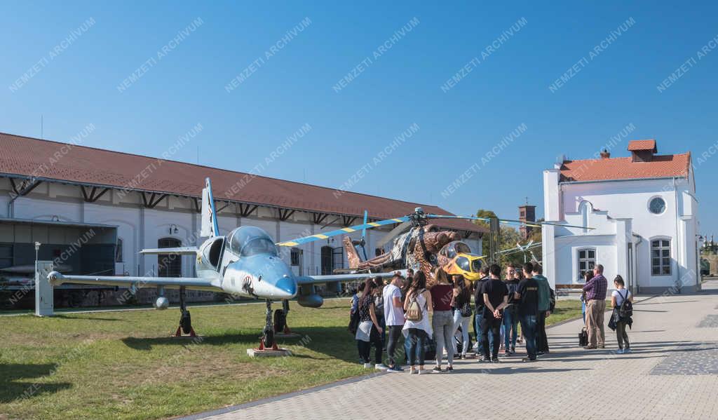 Kiállítás - Szolnok - RepTár