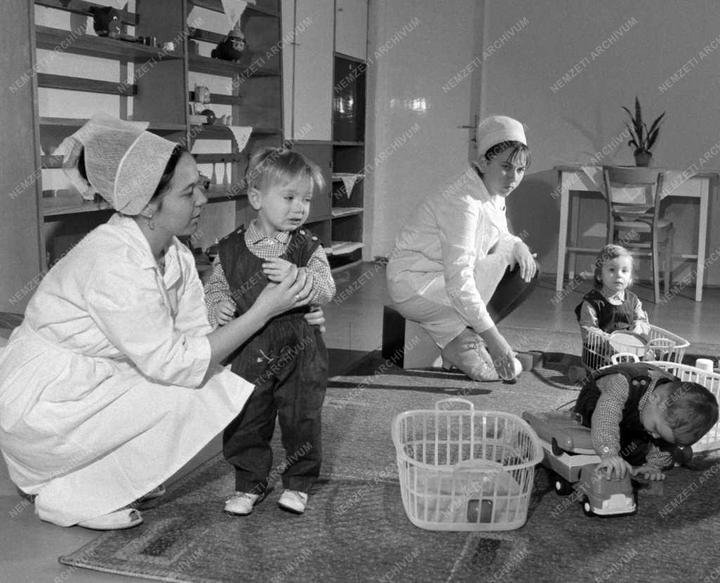 Oktatás - Új bölcsöde Szolnokon