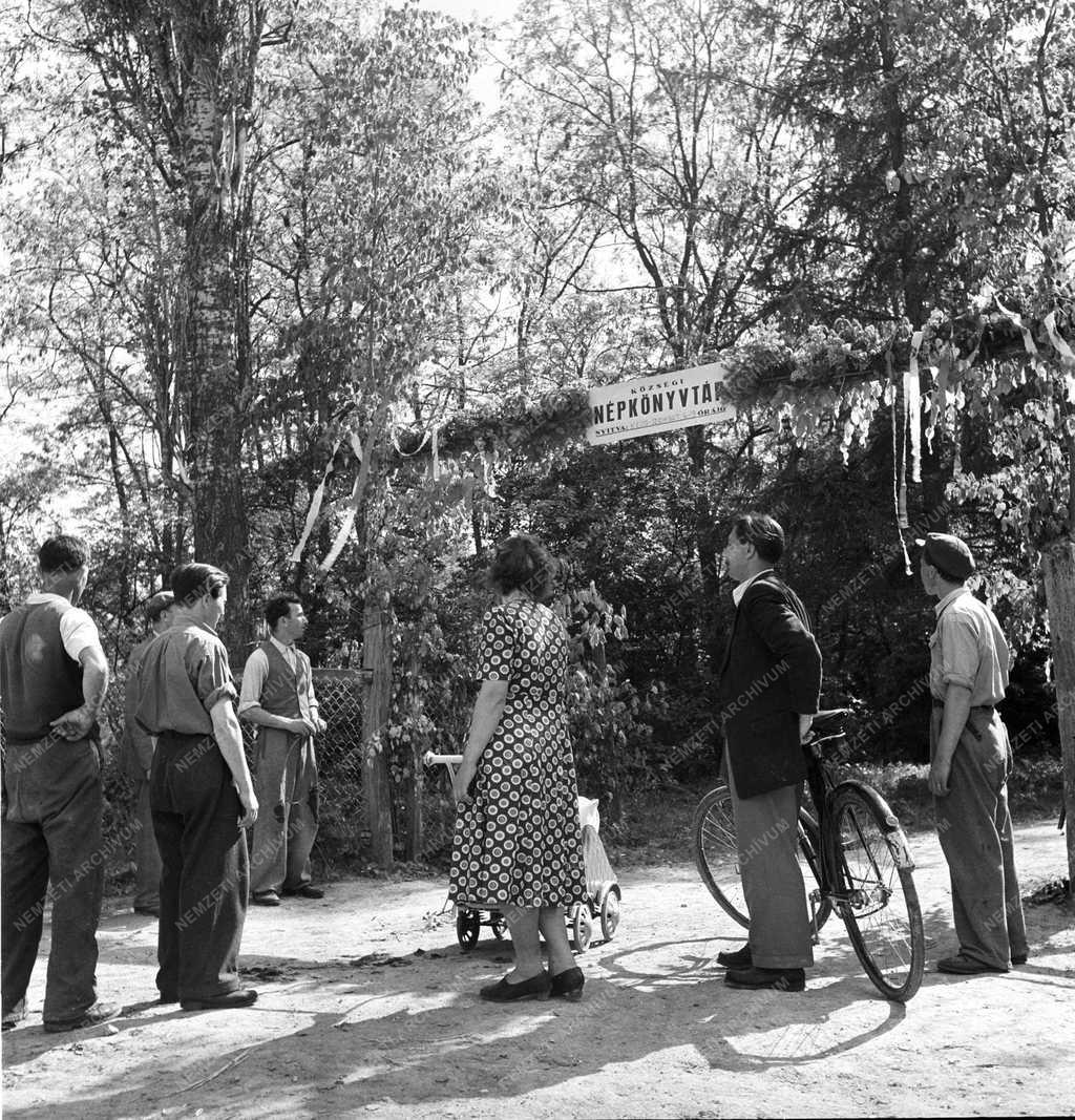 Kultúra - A 3000. népi könyvtár