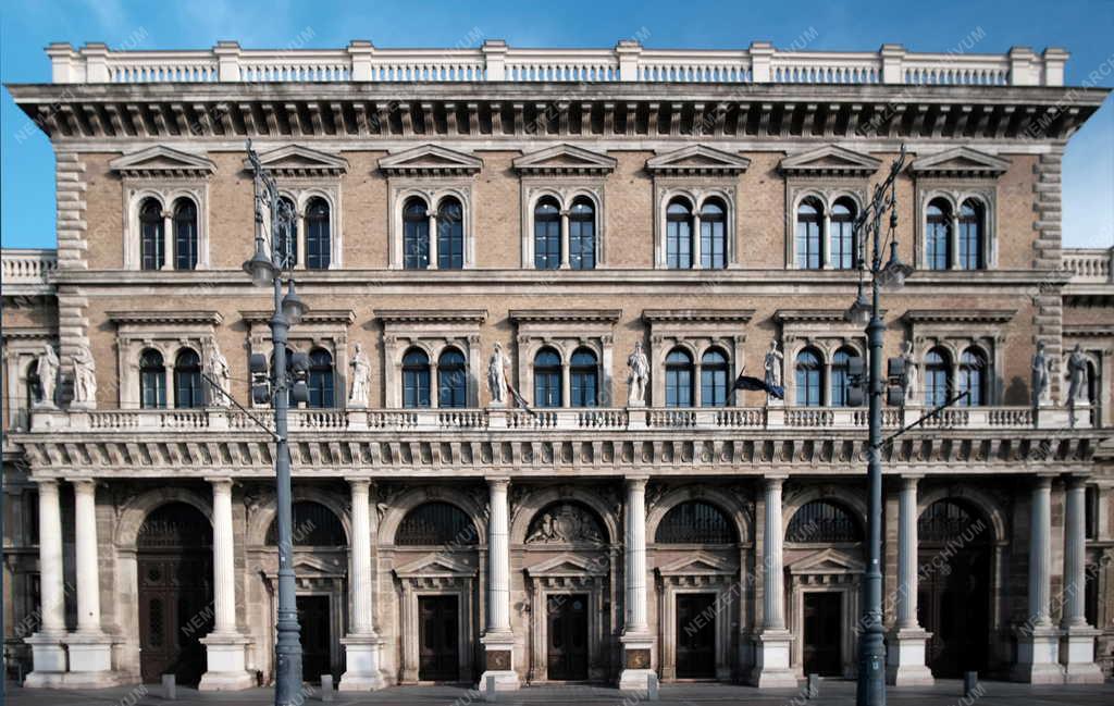 Városkép - Oktatás - Budapesti Corvinus Egyetem