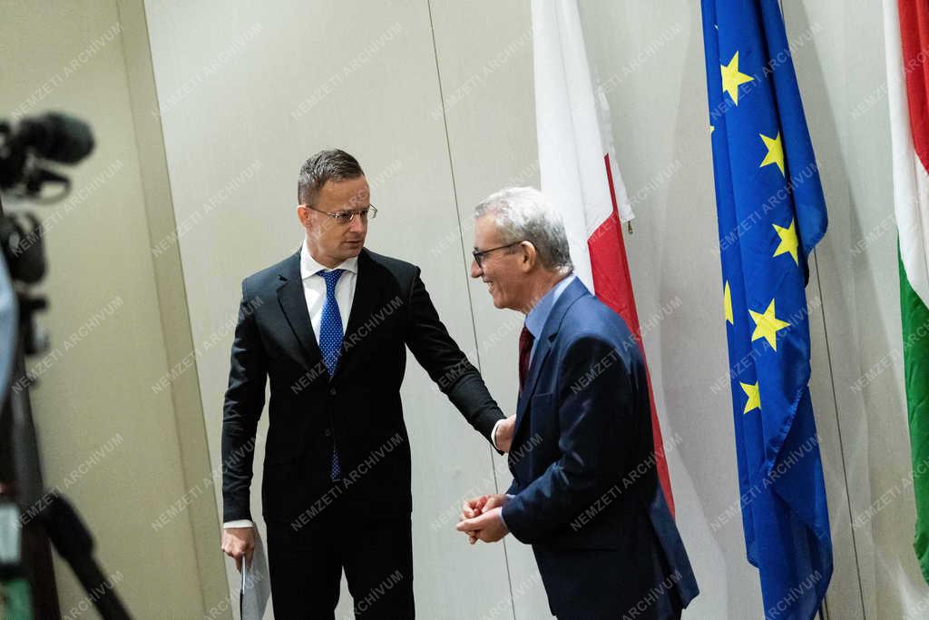 Szijjártó Péter Máltán