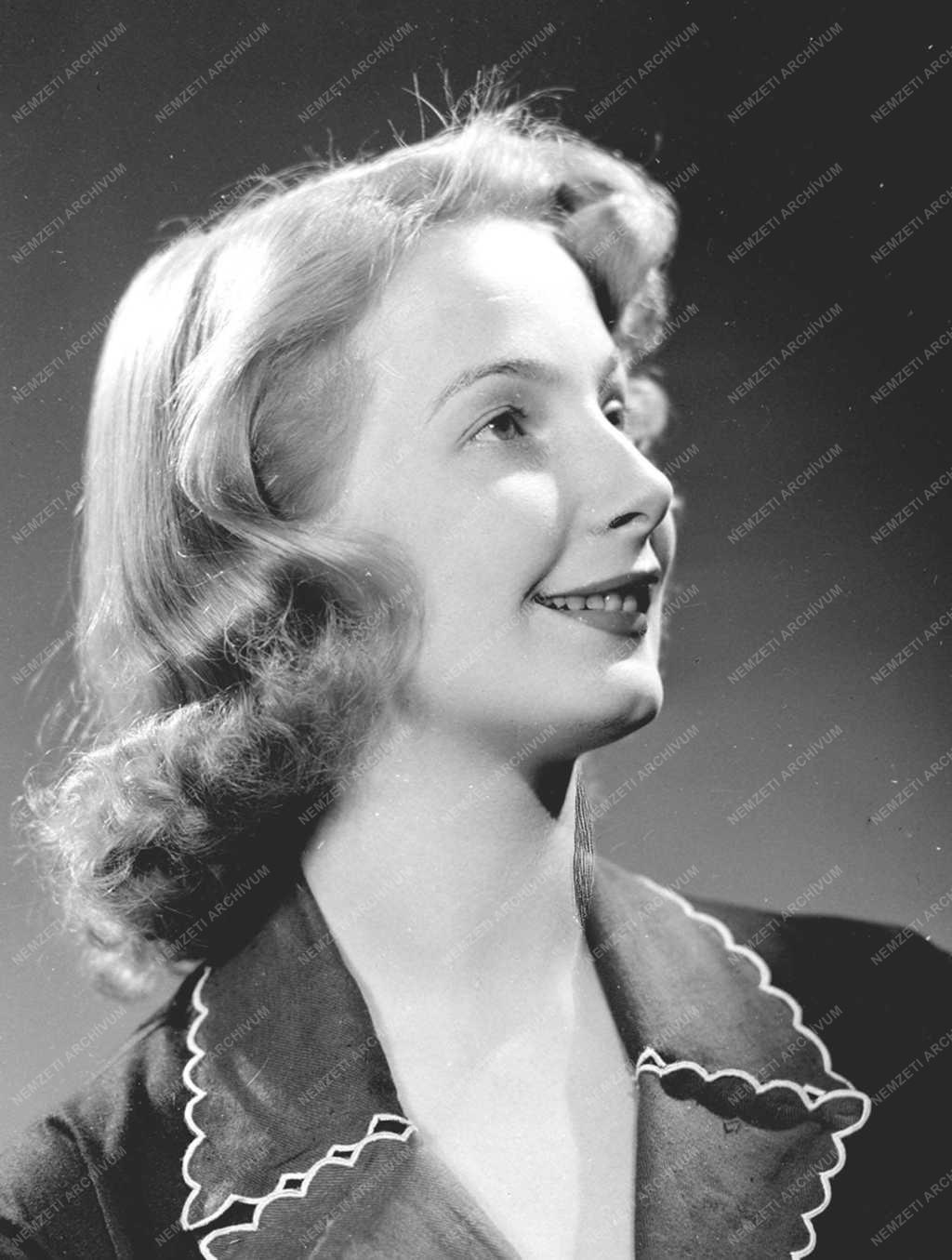 Személy - Film - Petress Zsuzsa 