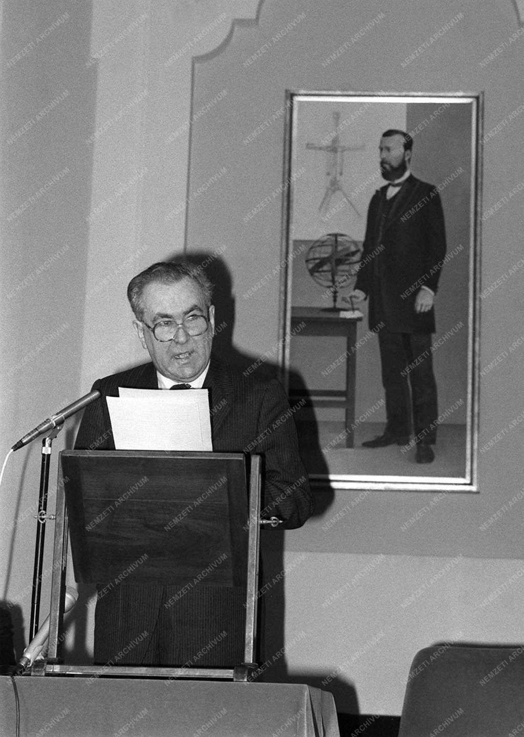 Fülöp József állami-díjas geológus