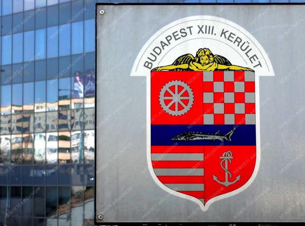 Jelkép - Budapest - A főváros 13. kerületének címere