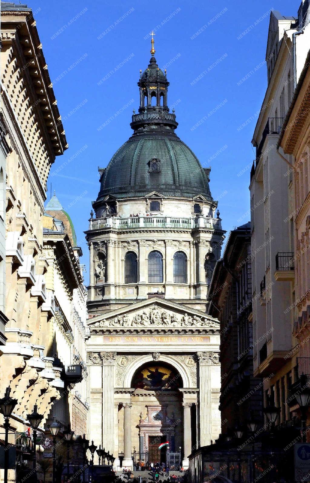 Városkép - Budapest - A Szent István-bazilika 