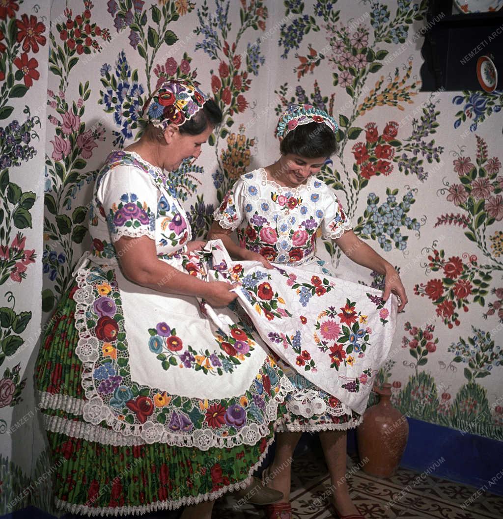 Néphagyomány - Népművészeti és Háziipari Szövetkezet