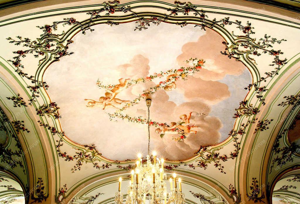 Műemlék épület - Fertőd - Az Esterházy-kastély