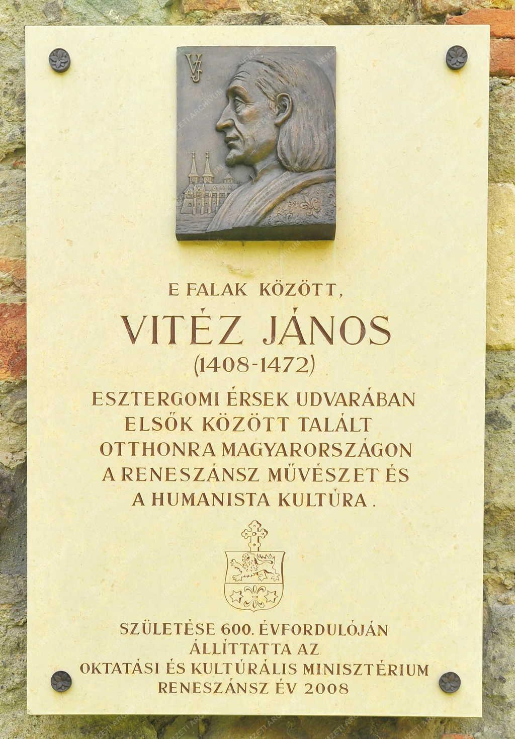 Táj, város - Esztergom - Emléktábla