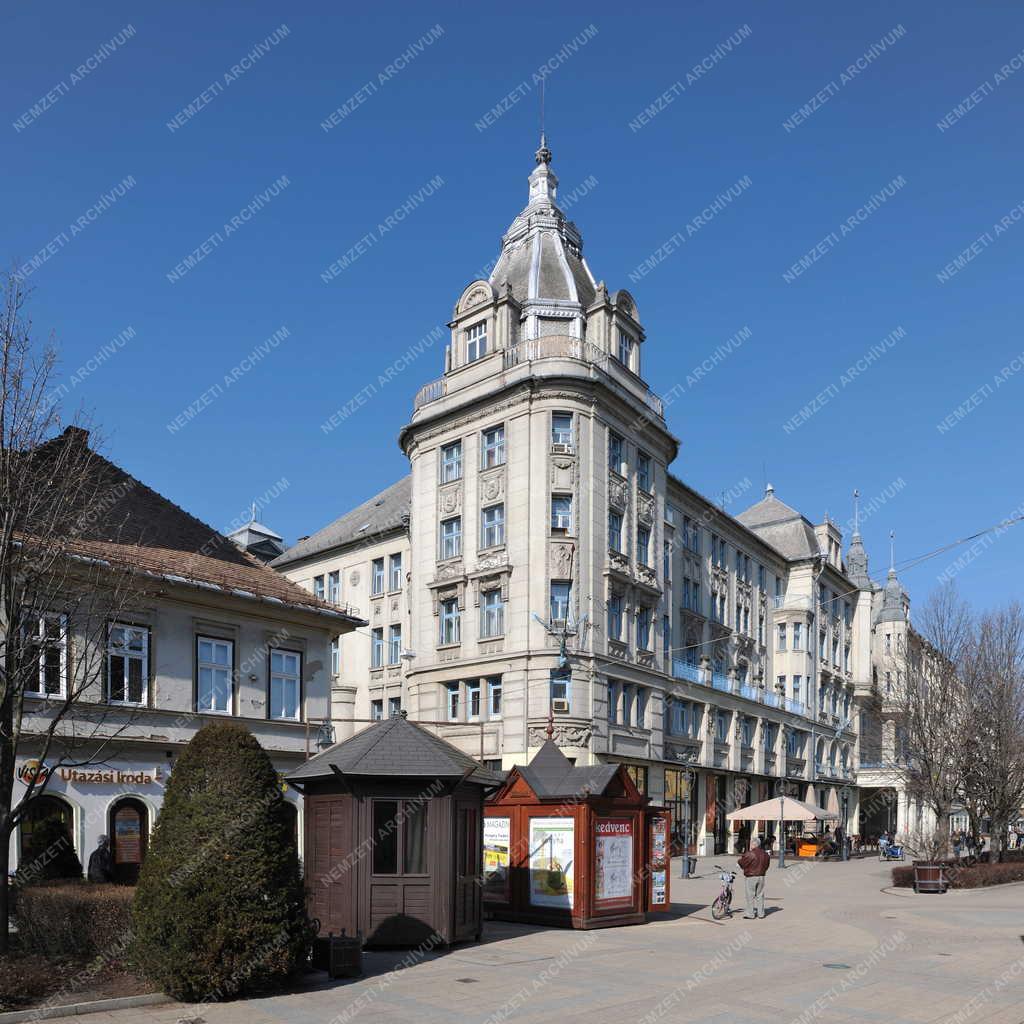 Táj, város - Debrecen - Városkép