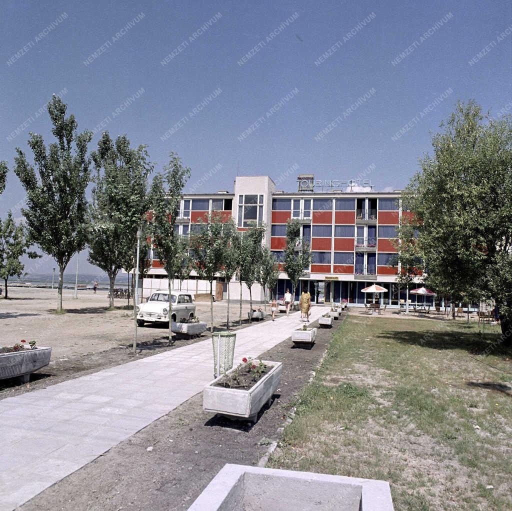 Városkép - Agárd - Touring Hotel