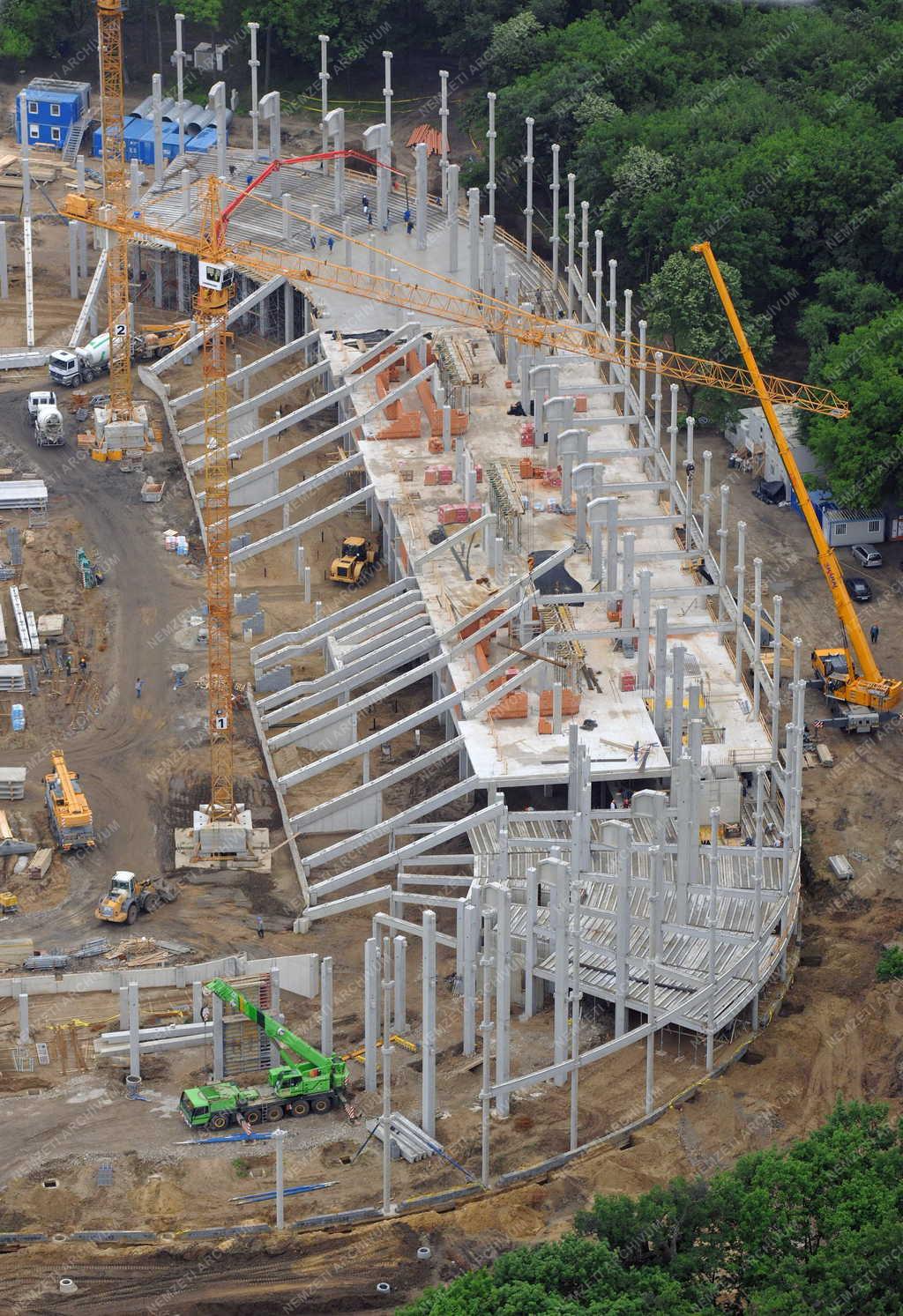 Sportlétesítmény - Debrecen - Épül az új stadion Debrecenben