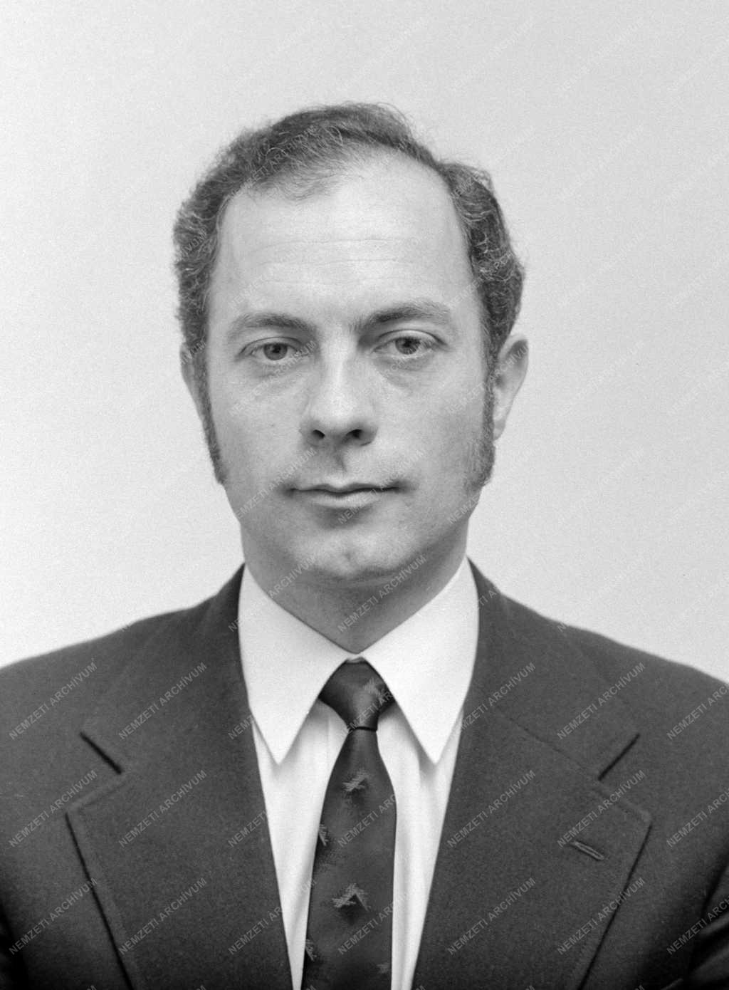 1975-ös Állami díjasok - Somlai Csaba