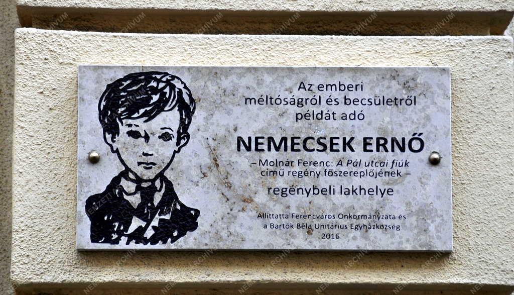 Egyház - Budapest - 100 éves az Unitárius Misszióház a Hőgyes Endre utcában