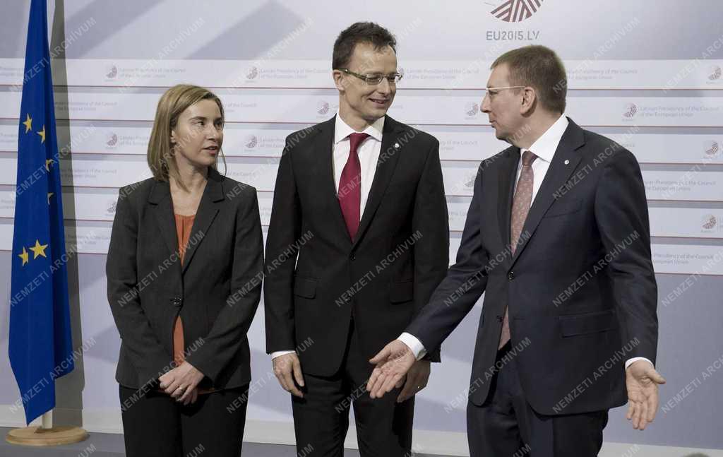 Szijjártó Péter külgazdasági és külügyminiszter Rigában