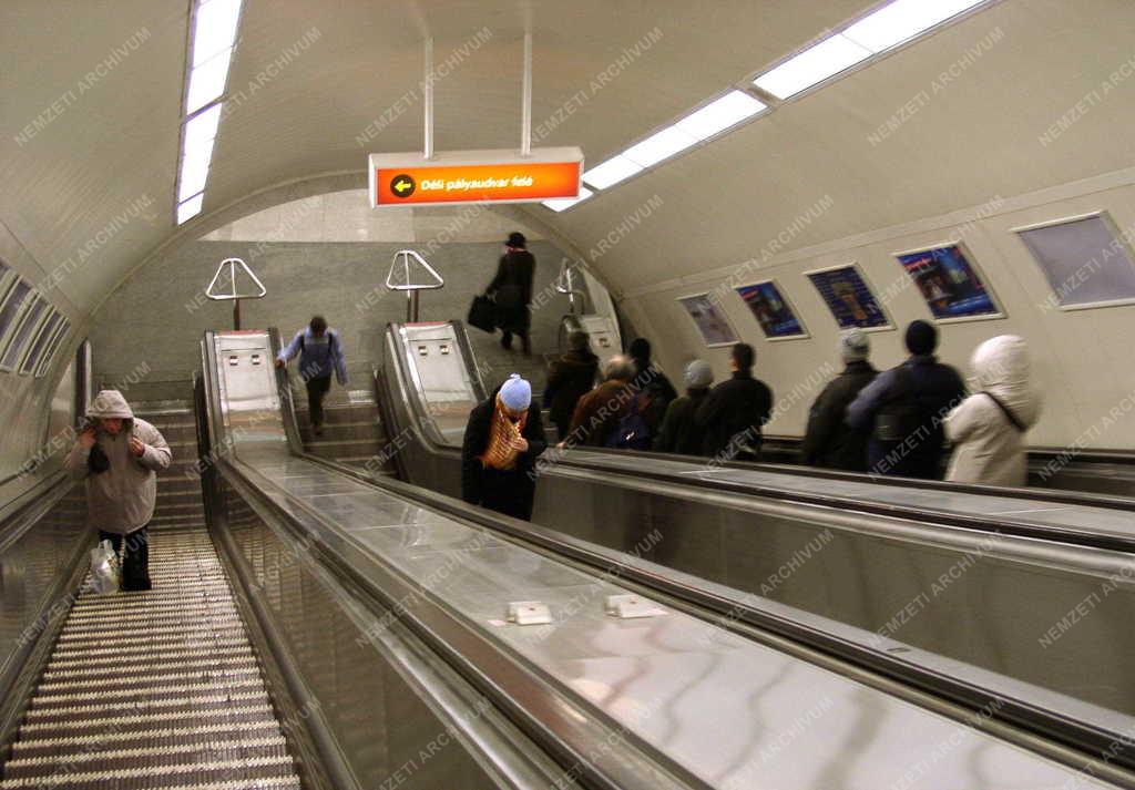 Tömegközlekedés - Metró