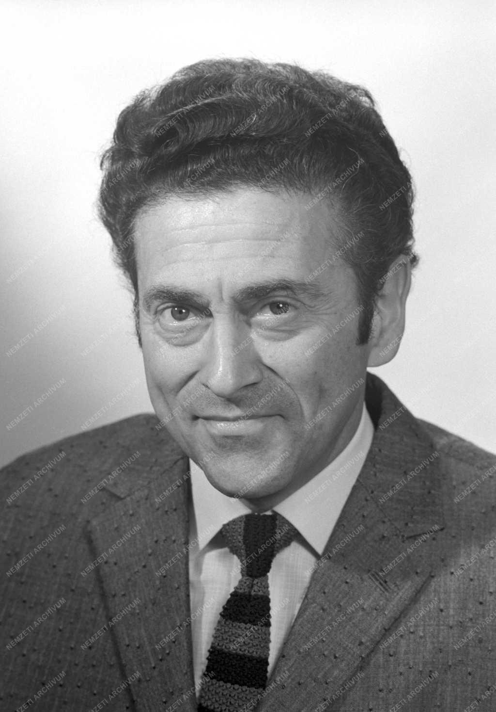 Kultúra - Színház - Siklós György