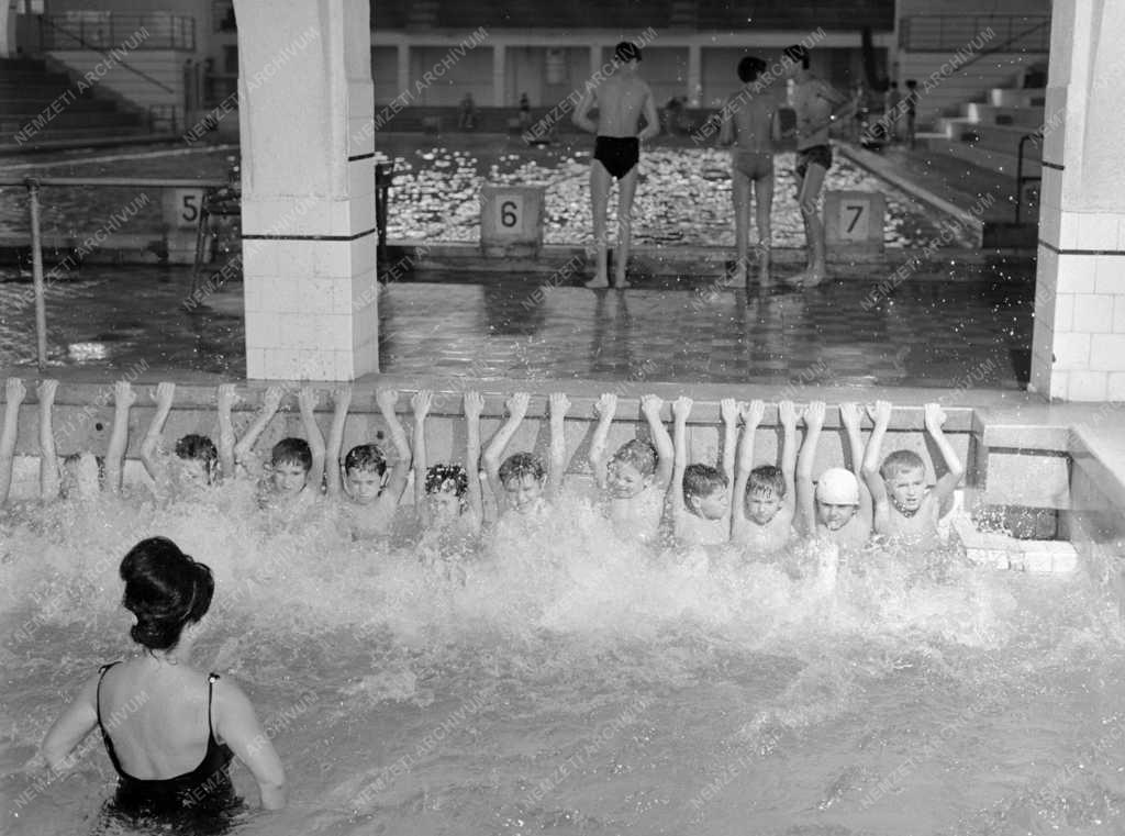 Sportoktatás - Úszásoktatás a Nemzeti Sportuszodában