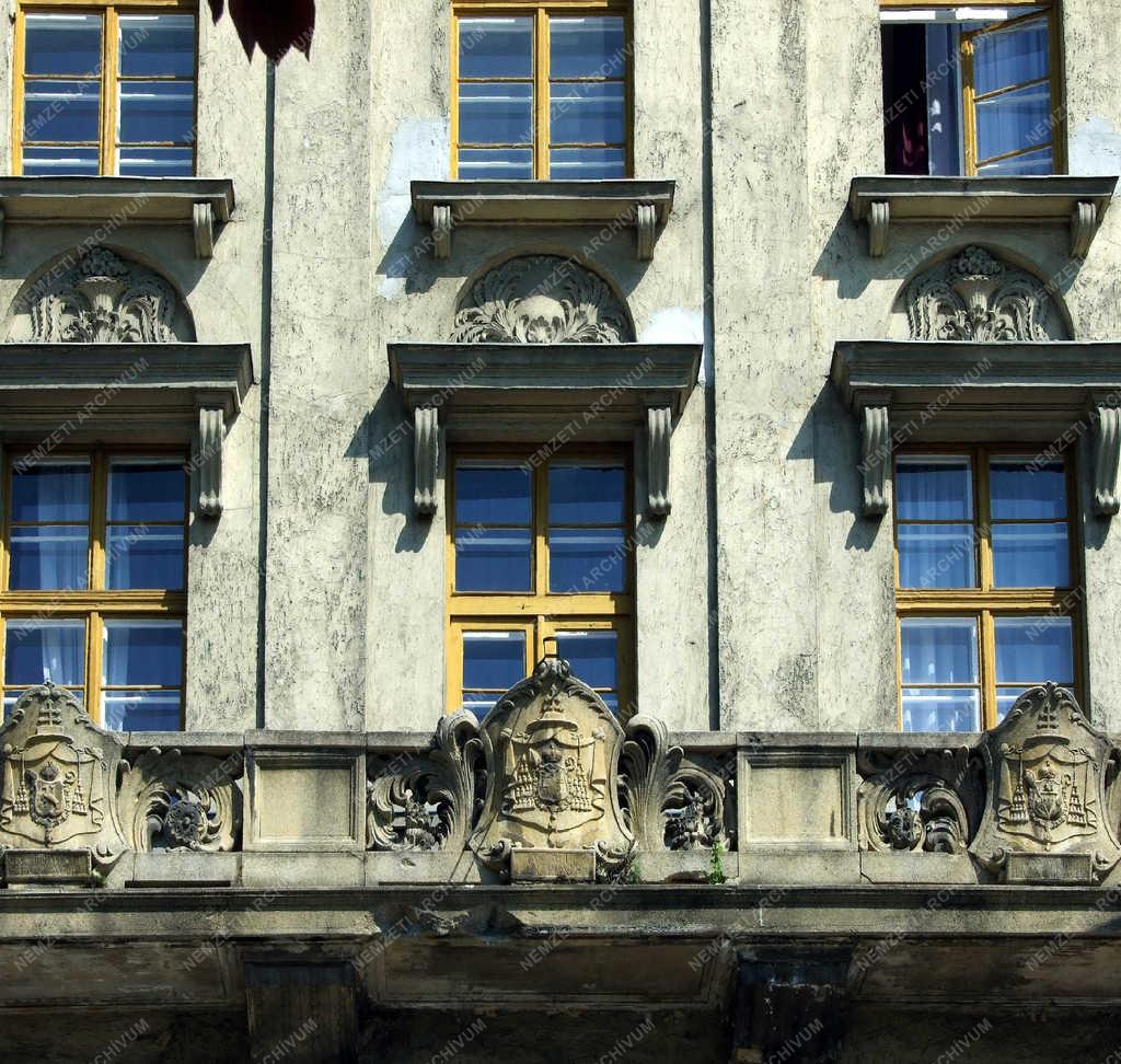 Felsőoktatás - Esztergom - A Tanárképző Központ 