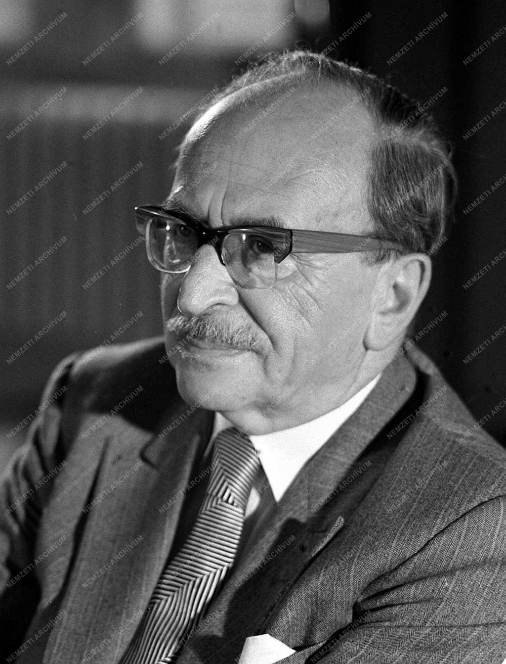 Televízió - Gábor Dénes a Ki miben tudós c. műsorban