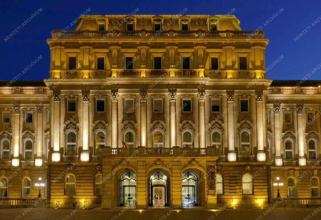 Városkép - Budapest - Budavári Palota F épülete