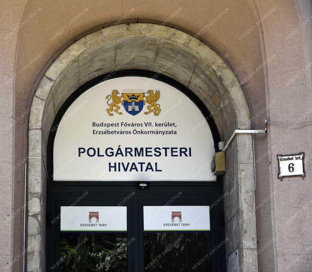 Közigazgatás - Budapest - Erzsébetvárosi Polgármesteri Hivatal