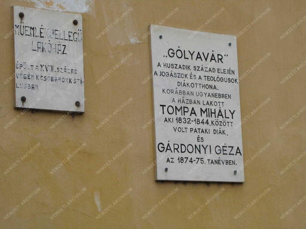 Emléktábla - Sárospatak - Gólyavár diákotthon emléktáblája