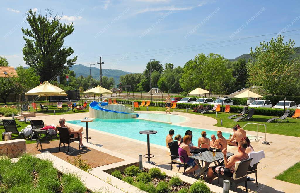 Vendéglátás - Visegrád - Hotel Visegrád
