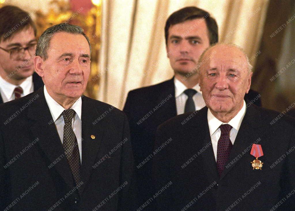 Külpolitika - NOSZF-ünnepségek Moszkvában