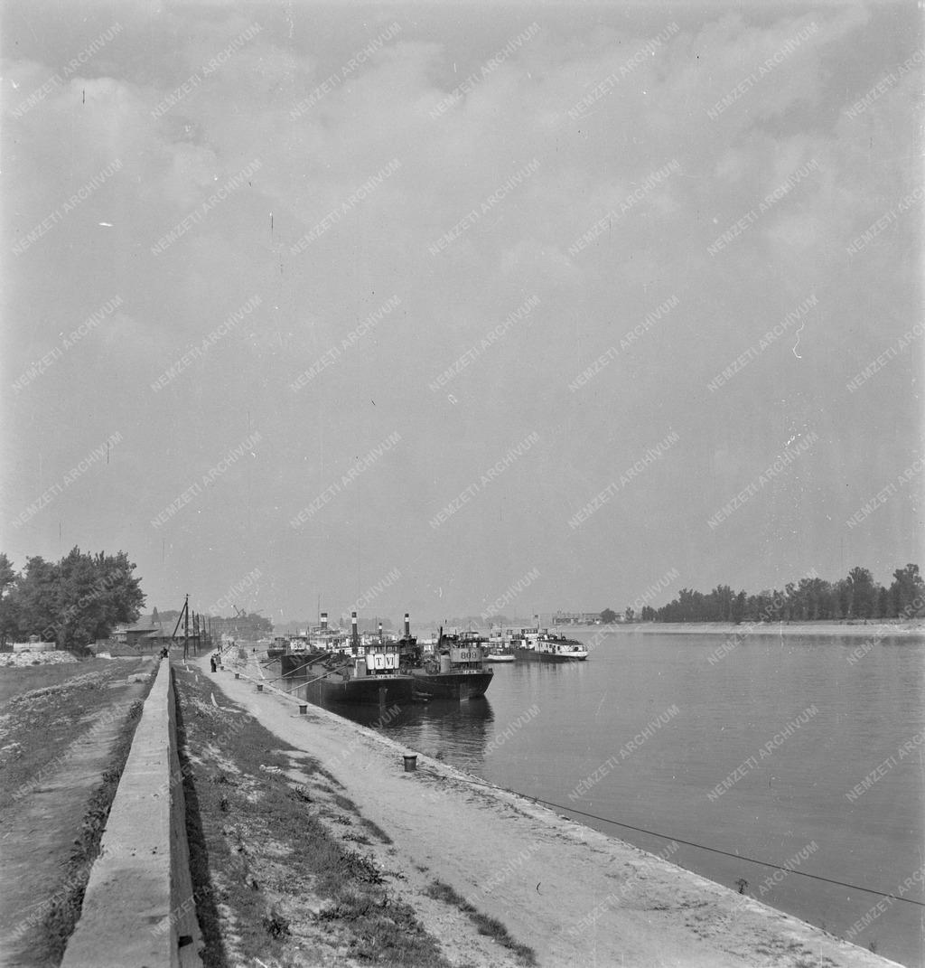 Közlekedés - A II. világháborút követően Ausztriából hazatért hajók