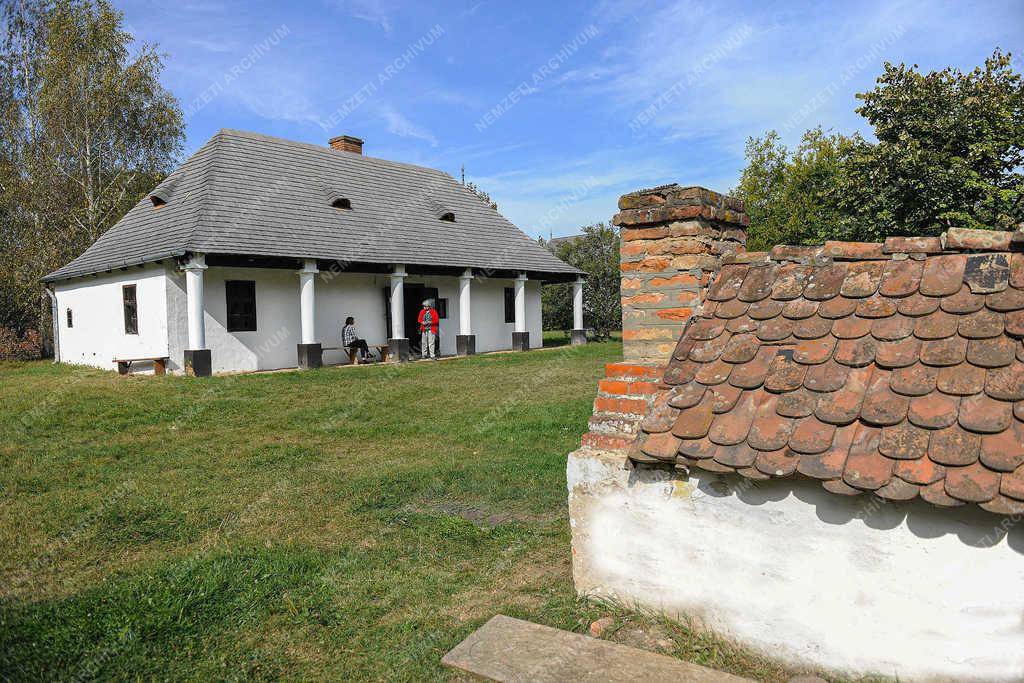 Népi építészet - Nyíregyháza - Sóstói Múzeumfalu