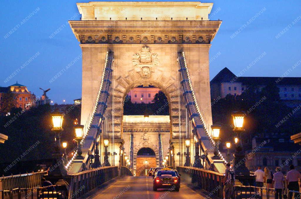 Budapest - Közlekedés - Lánchíd