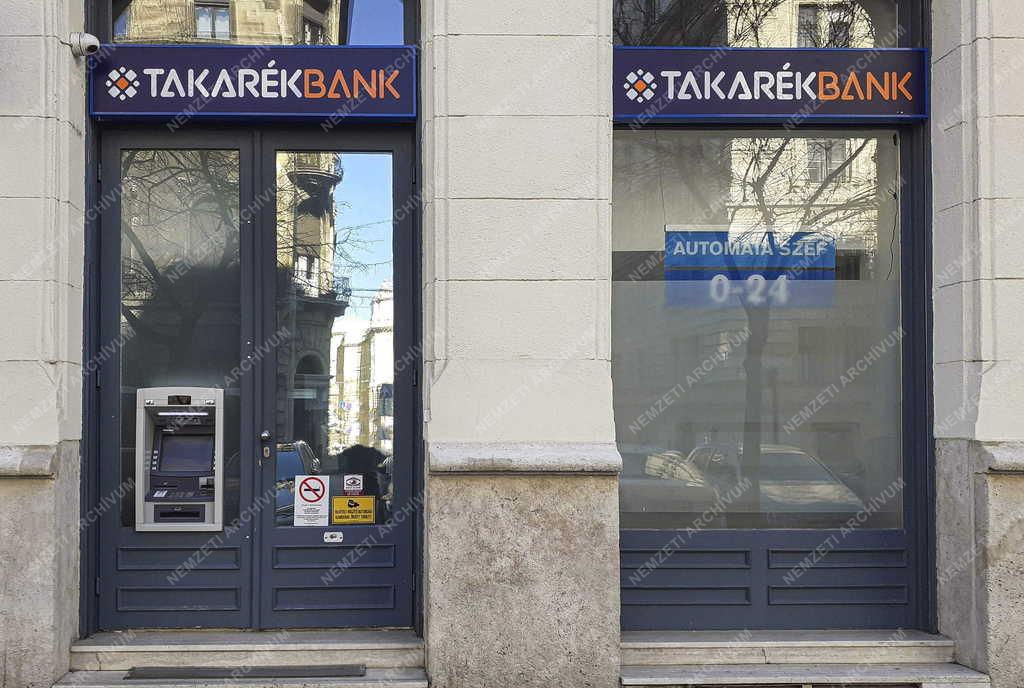 Pénzügy - Budapest - Takarékbank Zrt. fiókja