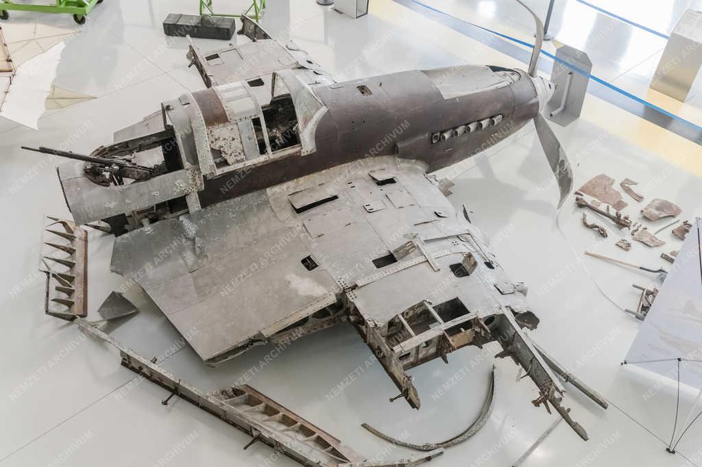 Kiállítás - Szolnok - Rep Tár