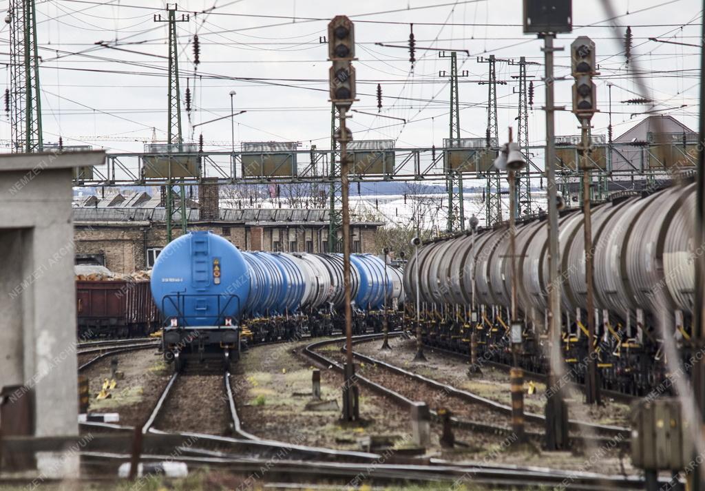 Közlekedés - Budapest - Ferencváros vasútállomás