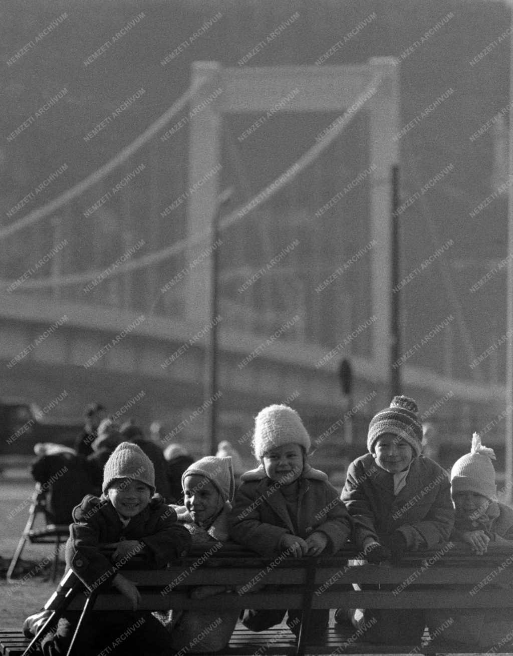 Városkép - Időjárás - Decemberi napsütés a fővárosban