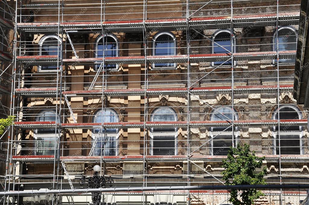 Épületfelújítás - Budavári Palota