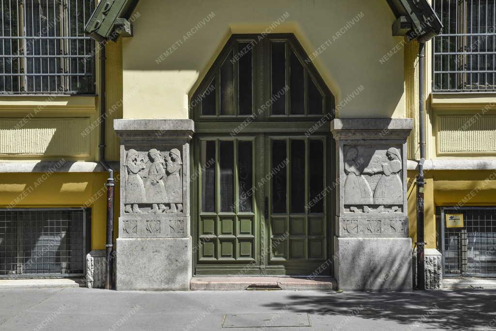 Oktatás - Városkép - Budapest - Fazekas Mihály Általános Iskola és Gimnázium
