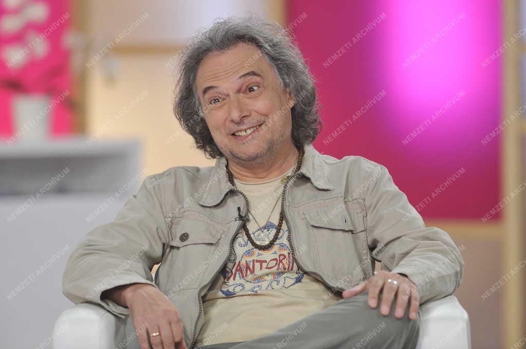 Televízió - Ridikül című női beszélgetős műsor