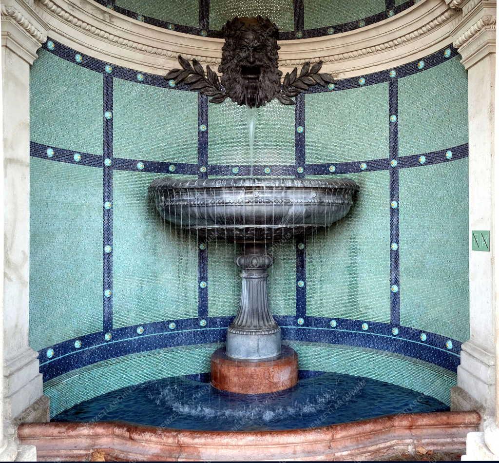 Városkép - Budapest - Várkert Bazár