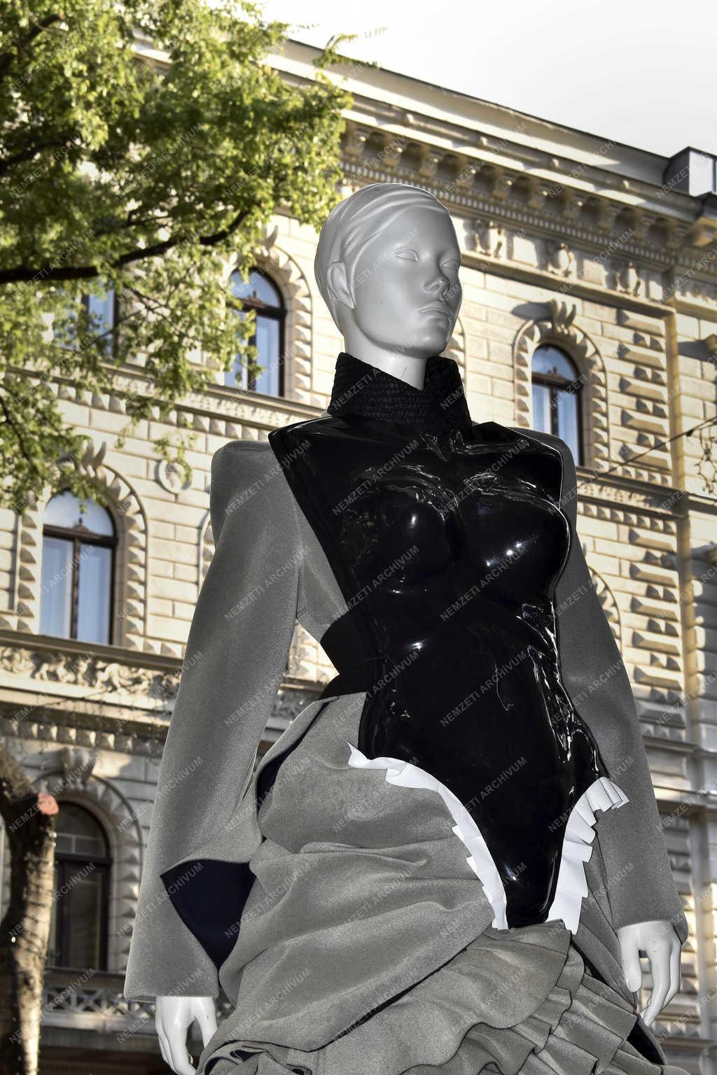 Kultúra - Budapest - Művészetek sugárútja