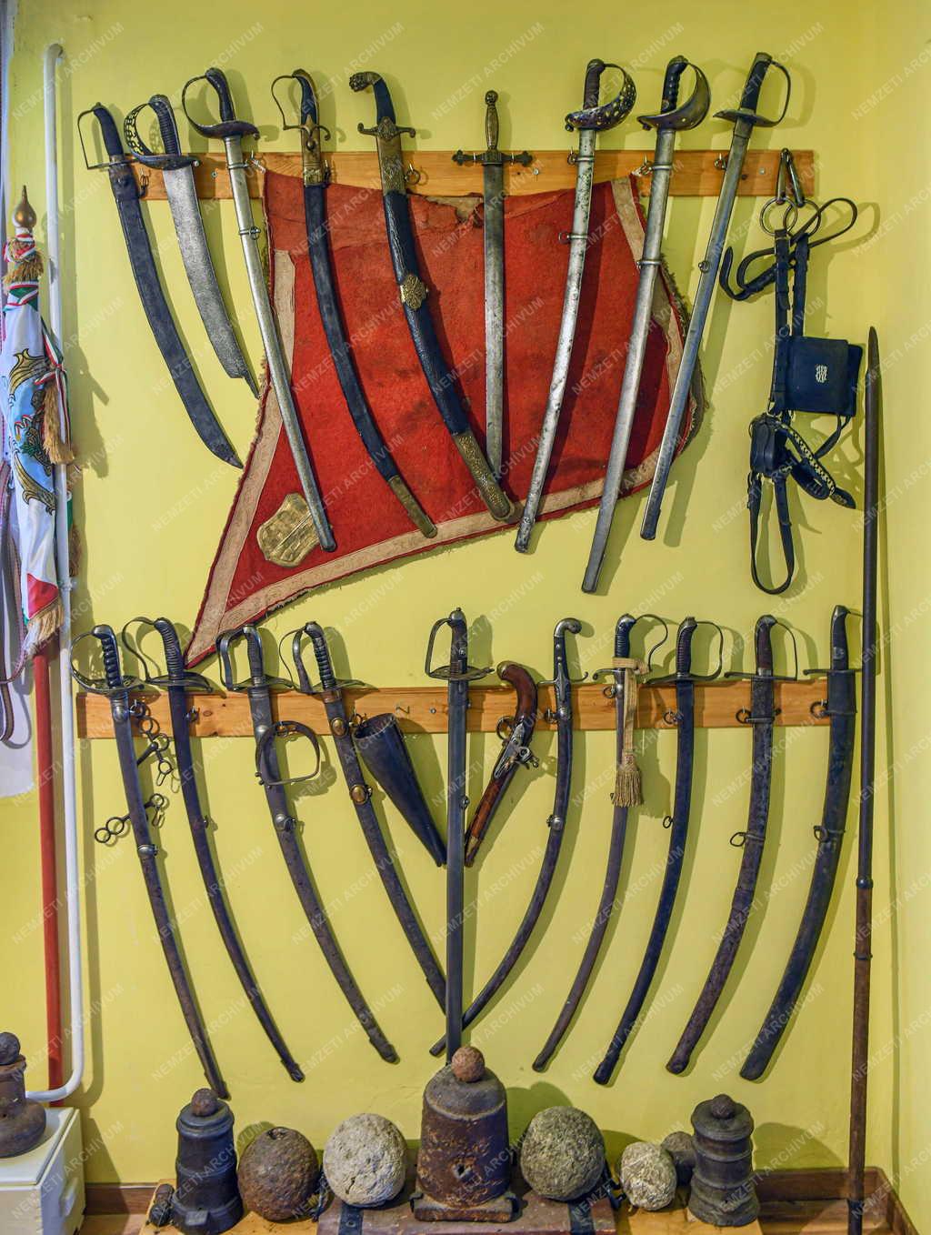 Kultúra - Történelmi fegyvergyűjtemény Felsőtárkányban