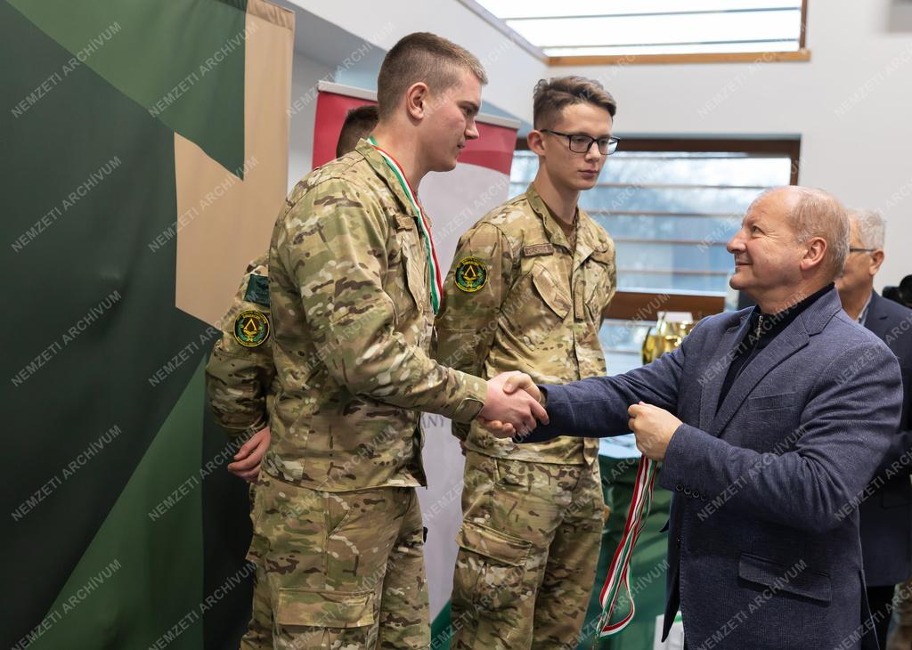 Háromtusa lövészverseny Újfehértón