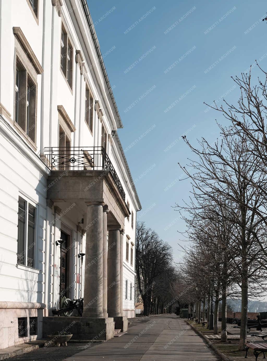 Városkép - Budapest - A Hadtörténeti Múzeum 